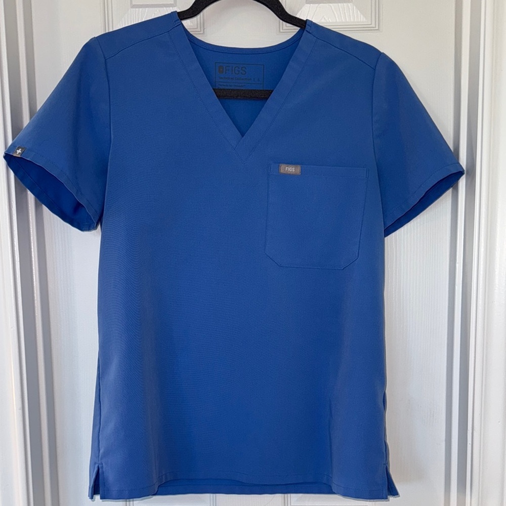 Figs sky Blue V-Neck Scrub Shirt